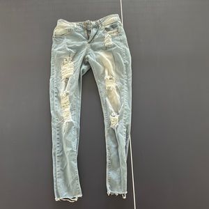 distressed skinny jeans